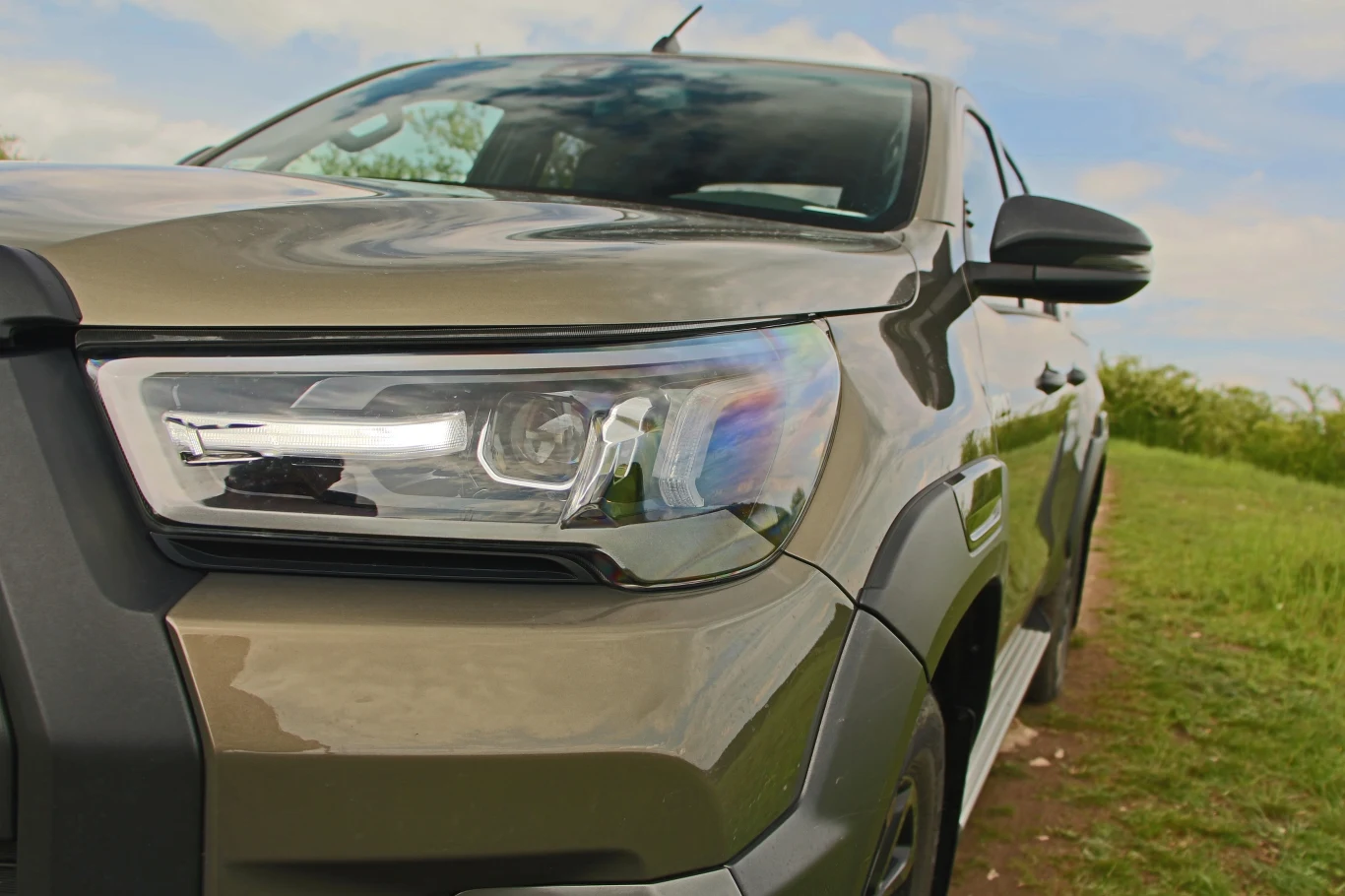 Toyota Hilux 2.8 D-4D Invincible
