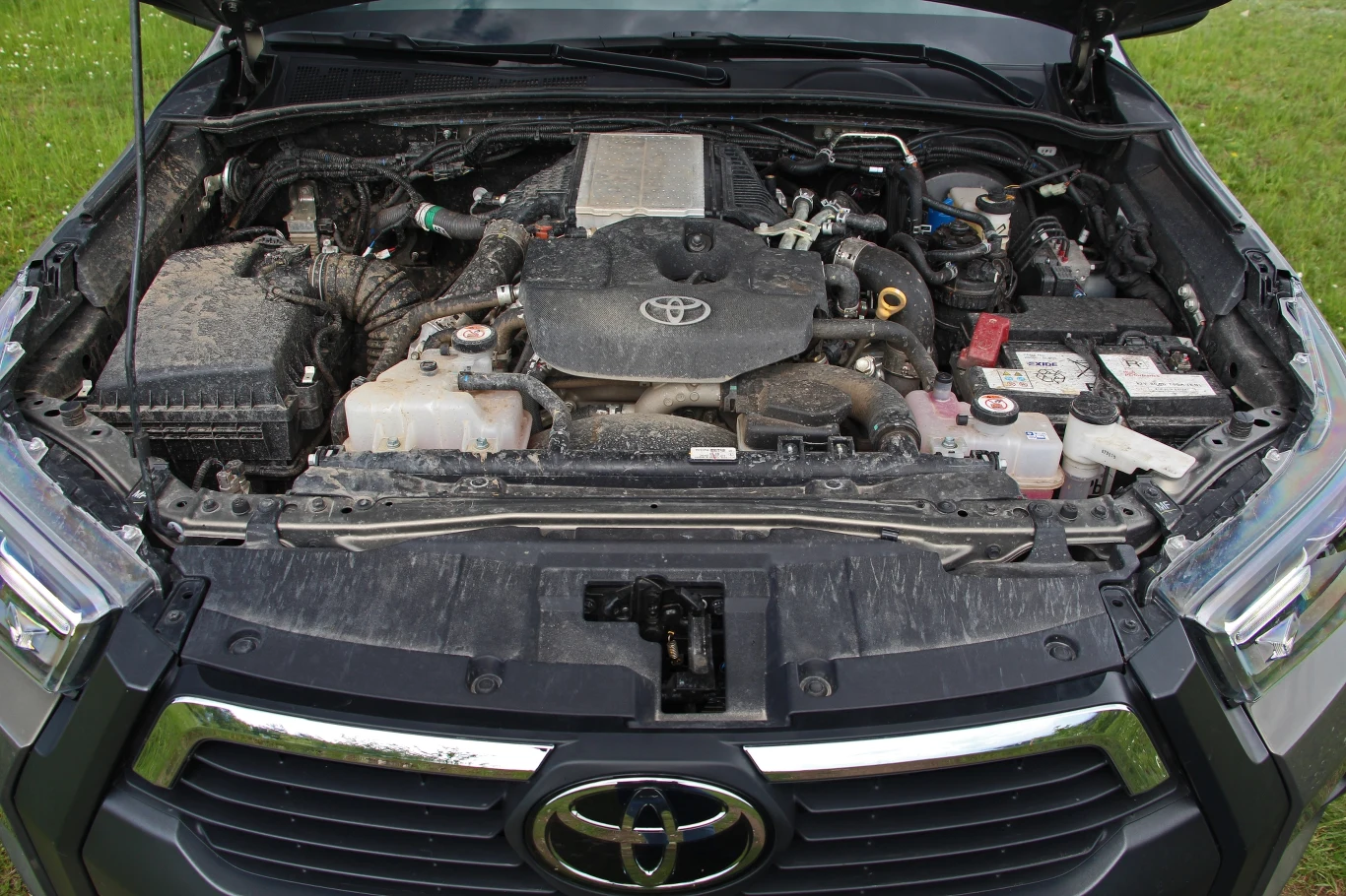 Toyota Hilux 2.8 D-4D Invincible