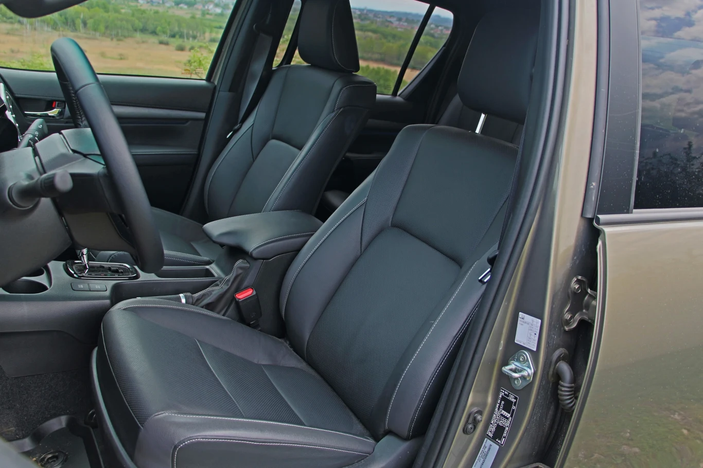 Toyota Hilux 2.8 D-4D Invincible