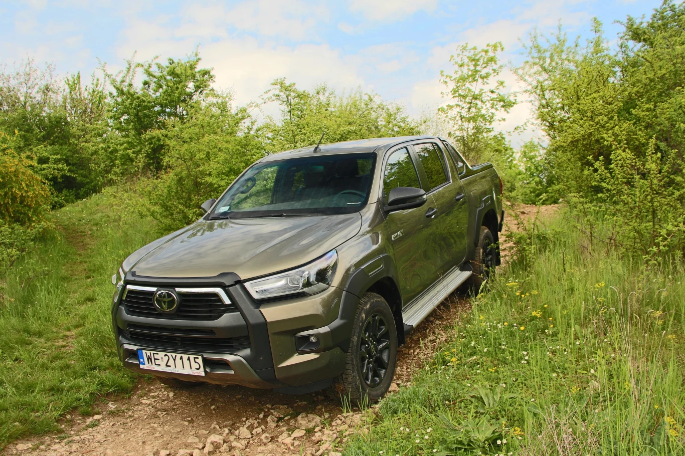 Toyota Hilux 2.8 D-4D Invincible