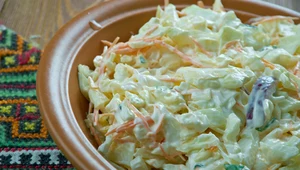 Surówka coleslaw