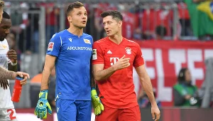 Rafał Gikiewicz (po lewej), Robert Lewandowski (po prawej)