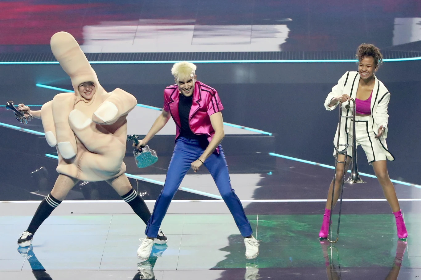 Niemiec nie ma szans na zwycięstwo. Bukmacherzy przed konkursem obstawiali, że Jendrik zajmie na końcu stawki. 