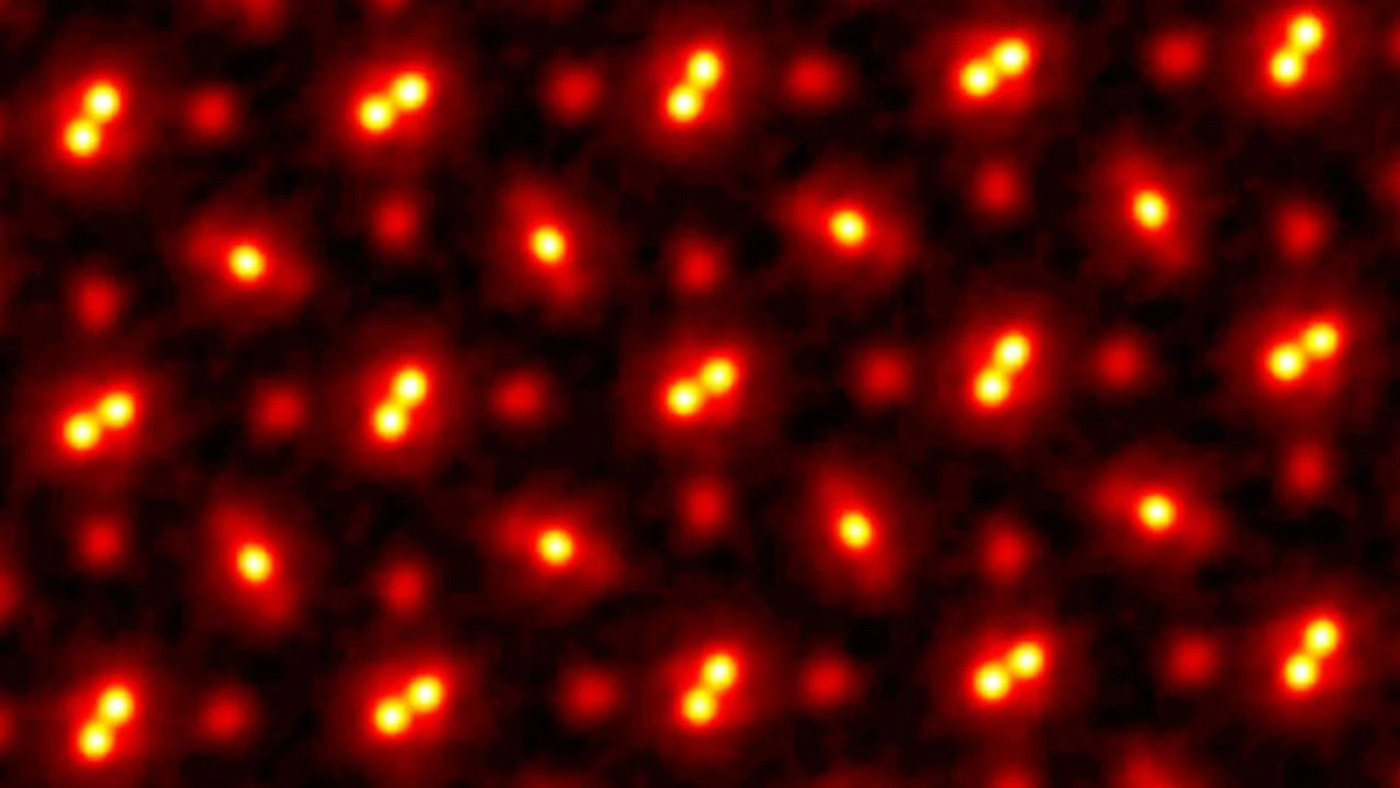 Tak wygląda oglądanie atomów pod mikroskopem Tak wygląda oglądanie atomów pod mikroskopem