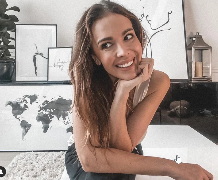 Anna Wendzikowska/https://www.instagram.com/aniawendzikowska/