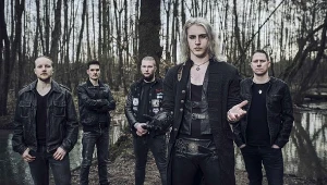 Reinforcer przed premierą