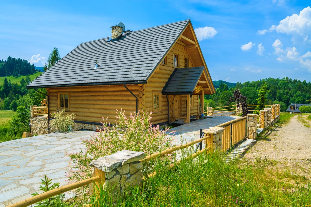 Drewniane domy są zdecydowanie bardziej energooszczędne od swoich murowanych konkurentów