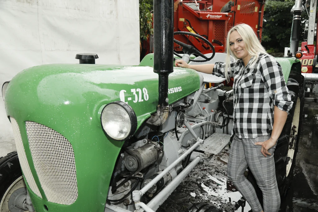 Magda Bator Magda Bator