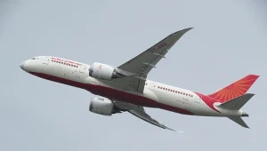 Para z Indii wzięła ślub w samolocie, żeby ominąć restrykcje