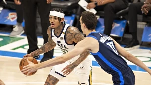 Jordan Clarkson (z piłką)