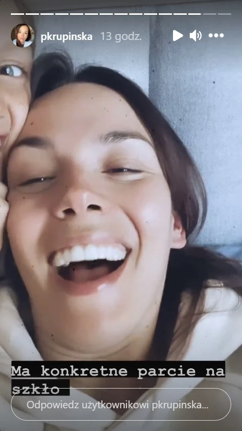 Tosi udało się wkraść w kadr Pauliny fot. https://www.instagram.com/pkrupinska/ Tosi udało się wkraść w kadr Pauliny fot. https://www.instagram.com/pkrupinska/