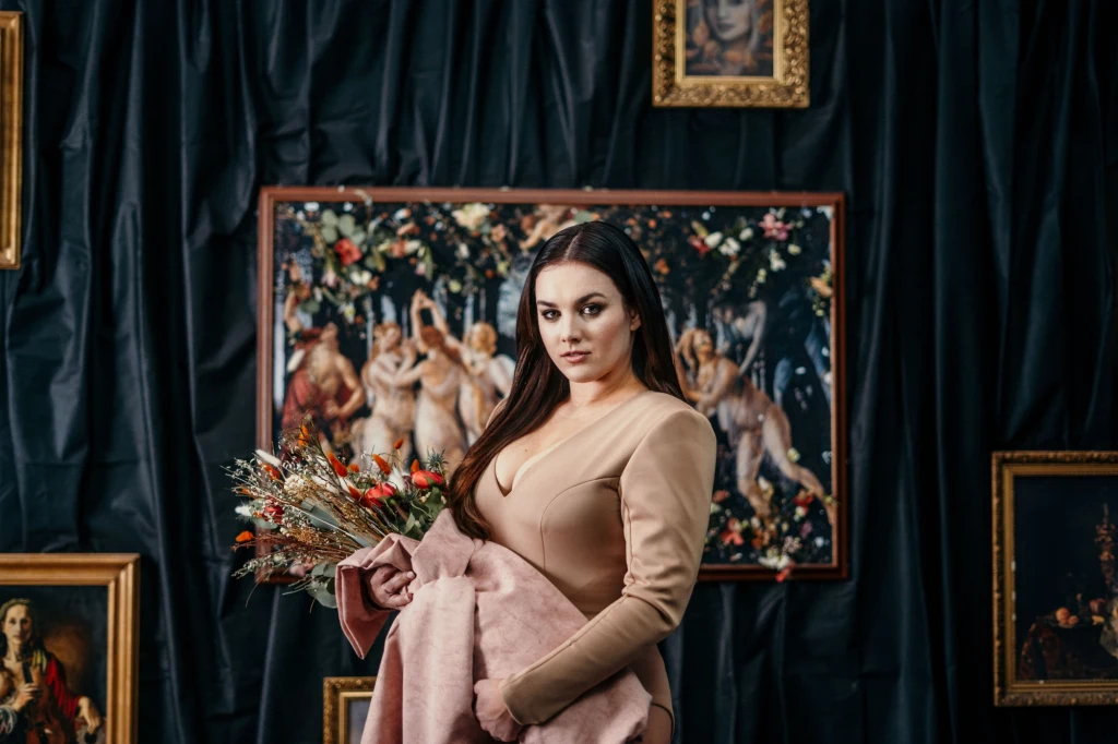 Ewa Farna w klipie "Ciało", fot. Beata Matheova