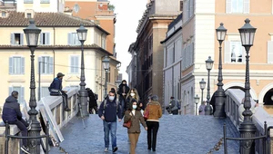 Ulice Rzymu podczas pandemii COVID-19.