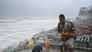 Cyklon Yaas dotarł do Indii