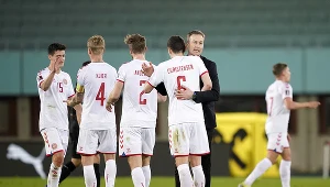 Kasper Hjulmand z reprezentantami Danii