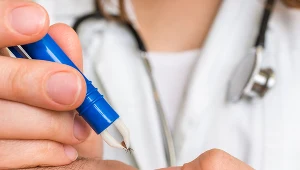 W przypadku kontaktu z kleszczem zgłoś się do lekarza - nawet jeśli usuniesz go samodzielnie