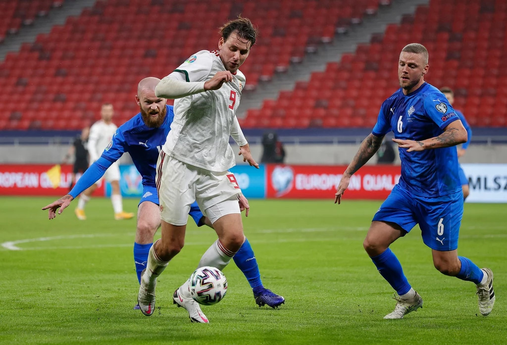 Ragnar Sigurdsson (z prawej) Ragnar Sigurdsson (z prawej)