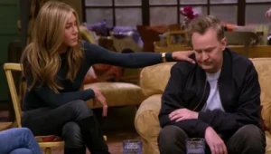 Matthew Perry pocieszany przez Jennifer Aniston