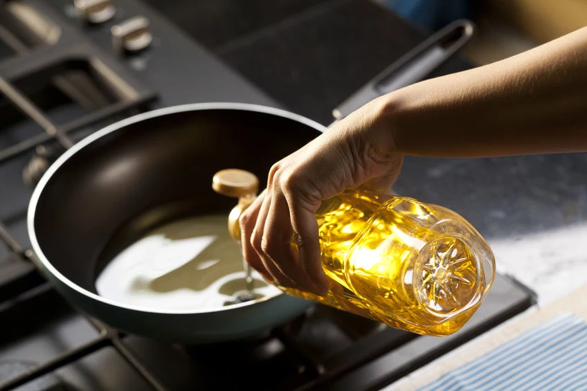 Co zrobić z olejem po smażeniu?