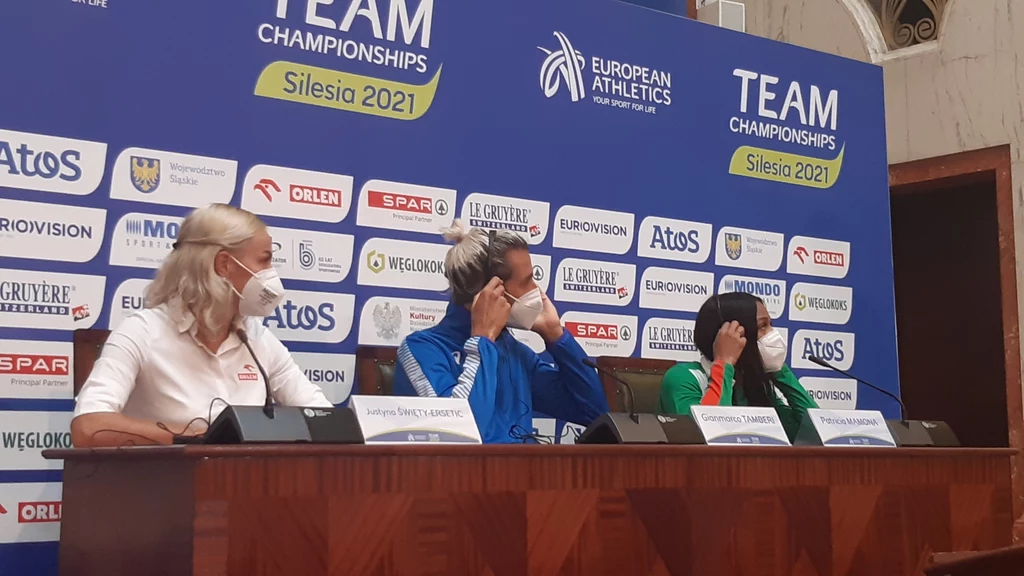 Konferencja prasowa przed Drużynowymi Mistrzostwami Europy w lekkoatletyce. Od lewej: Justyna Święty-Ersetic, Włoch Gianmarco Tamberi i Patricia Mamona z Portugalii