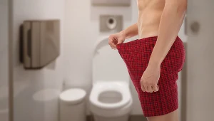 U mężczyzn ze stulejką wystąpić mogą także problemy w oddawaniu moczu, utrudnienie lub całkowity brak możliwości odbycia stosunku seksualnego