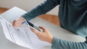 Na pierwszy rzut oka faktura za energię może wydawać się skomplikowana, ale jeśli wiemy, na co zwrócić uwagę, jej rozszyfrowanie jest całkiem proste. 