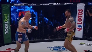 Łukasz Borowski (z lewej) pokonał Pawła "Trybsona" Trybałę