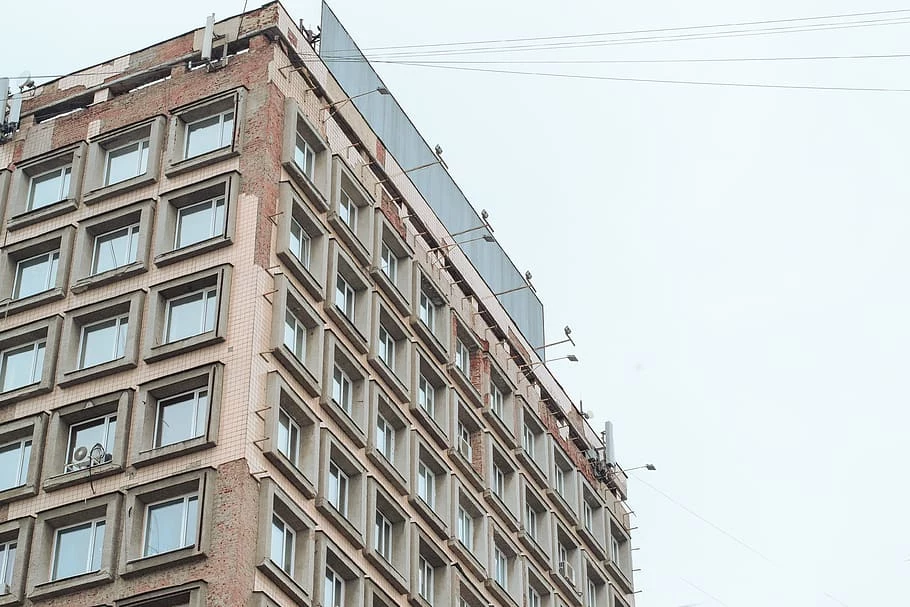 W Jekaterynburgu mężczyzna z okna strzelał do przechodniów/zdjęcie ilustracyjne W Jekaterynburgu mężczyzna z okna strzelał do przechodniów/zdjęcie ilustracyjne