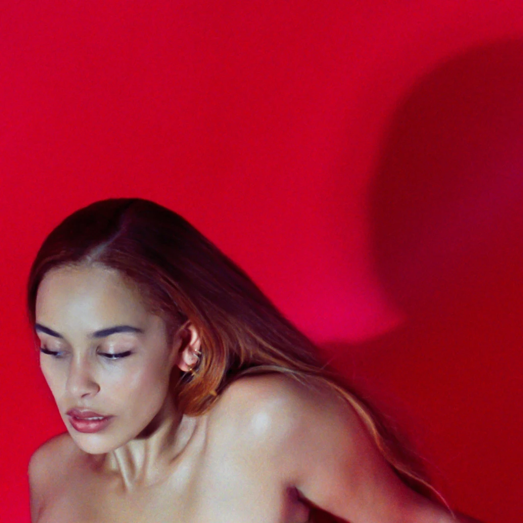 Jorja Smith na okładce "Be Right Back"