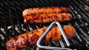 Sezon na grillowanie trwa w najlepsze. Jak robić to bezpiecznie?