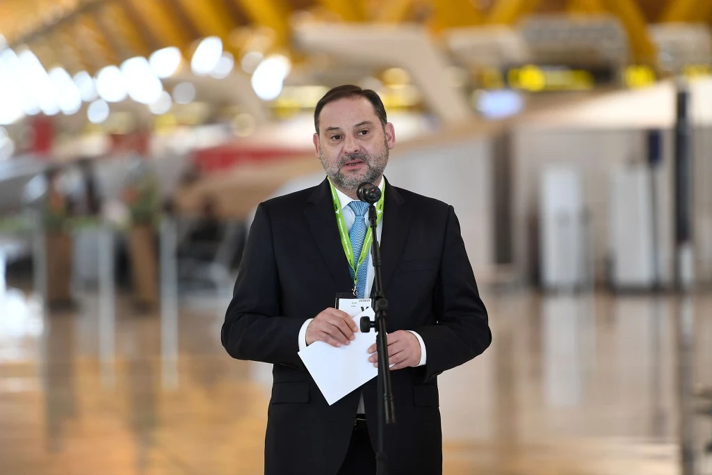 Hiszpański minister transportu, mobilności i agendy miejskiej Jose Luis Abalos