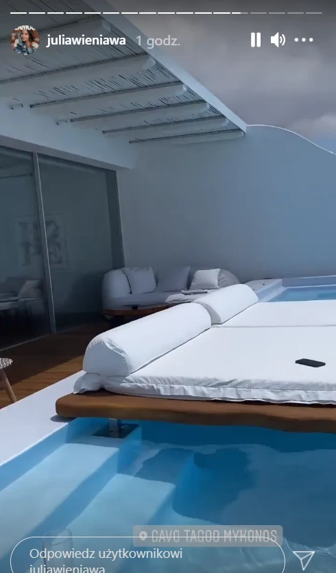 Wieniawa relaksuje się na Mykonos, Foto: https://www.instagram.com/juliawieniawa/