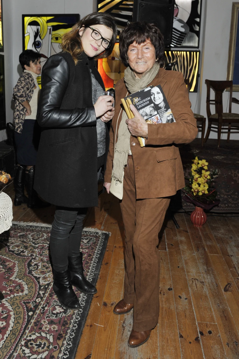 Barbara Sałacka z wnuczką Matyldą, 2012 rok Barbara Sałacka z wnuczką Matyldą, 2012 rok