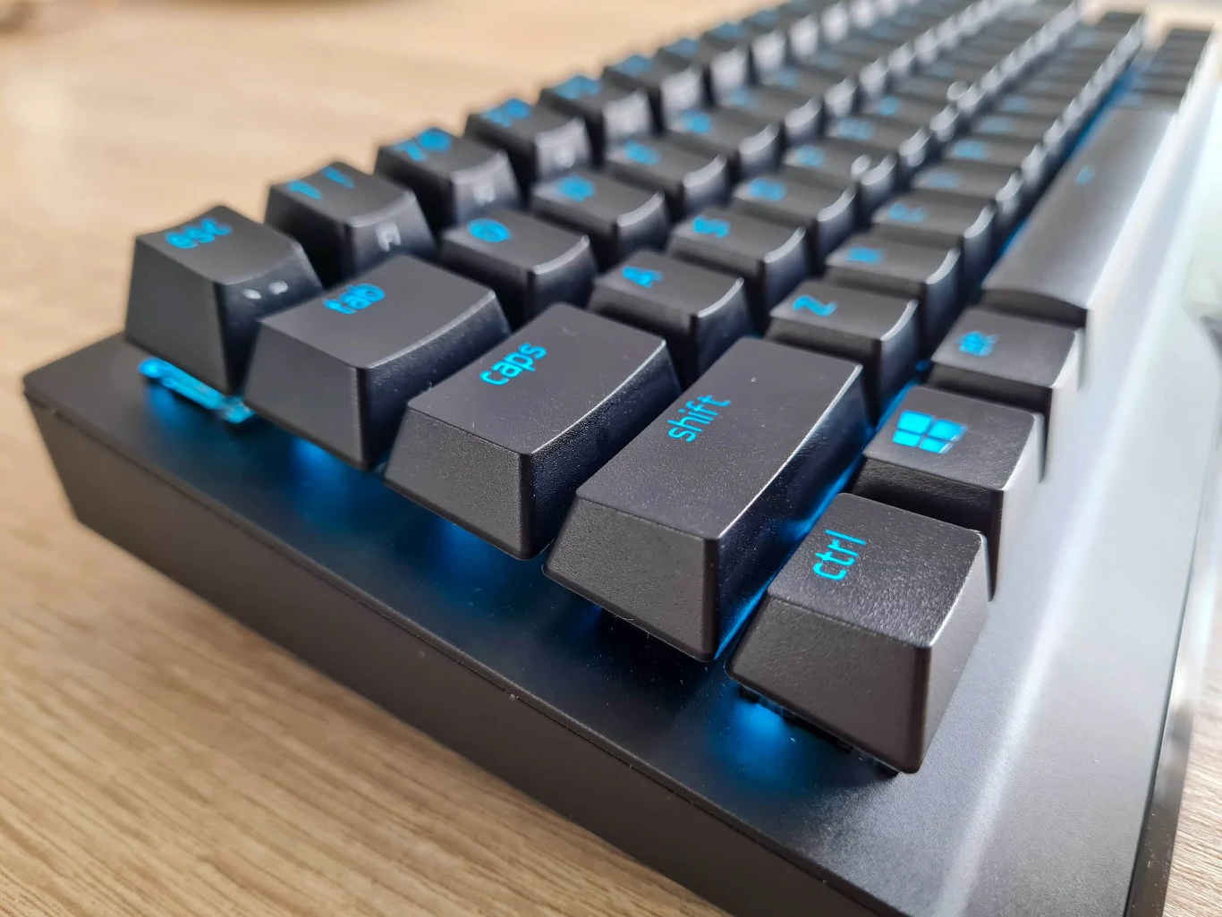 Razer BlackWidow V3 Mini Hyperspeed Razer BlackWidow V3 Mini Hyperspeed