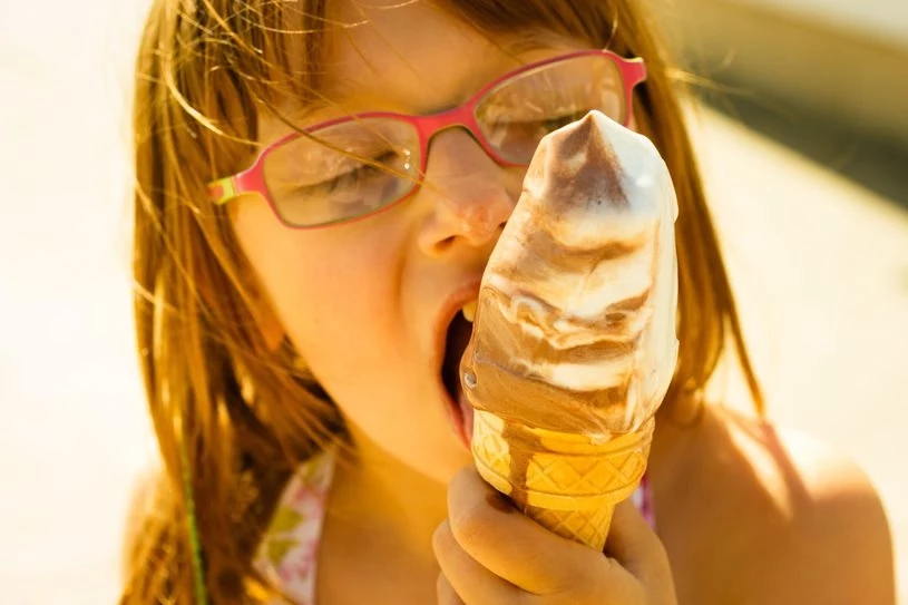 Włoskie lody z automatu, chociaż mają idealny kształt i wyglądają niezwykle efektowanie, nie mogą równać się z gelato, ani nawet z rzemieślniczymi polskimi lodami