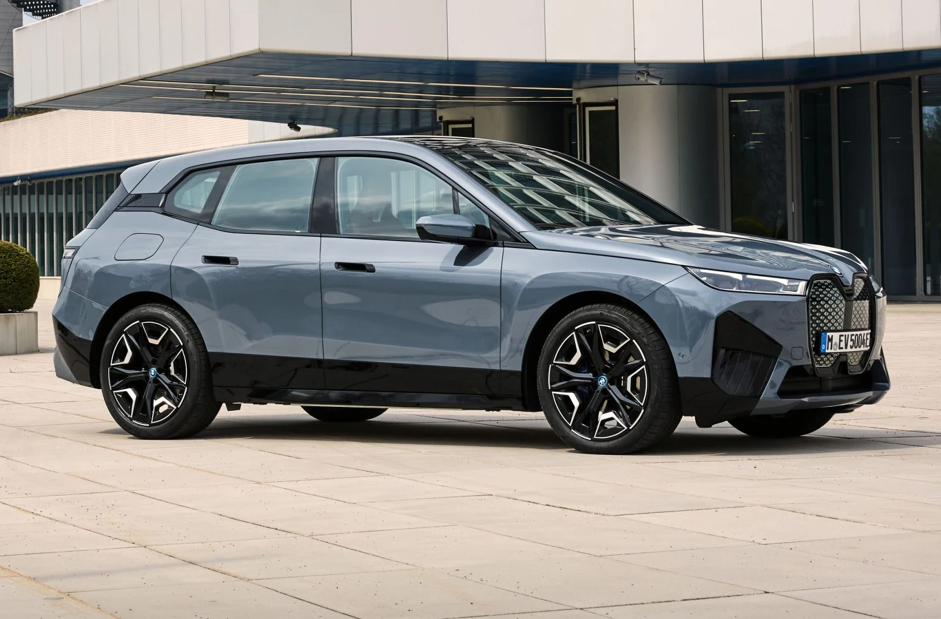 BMW iX xDrive50