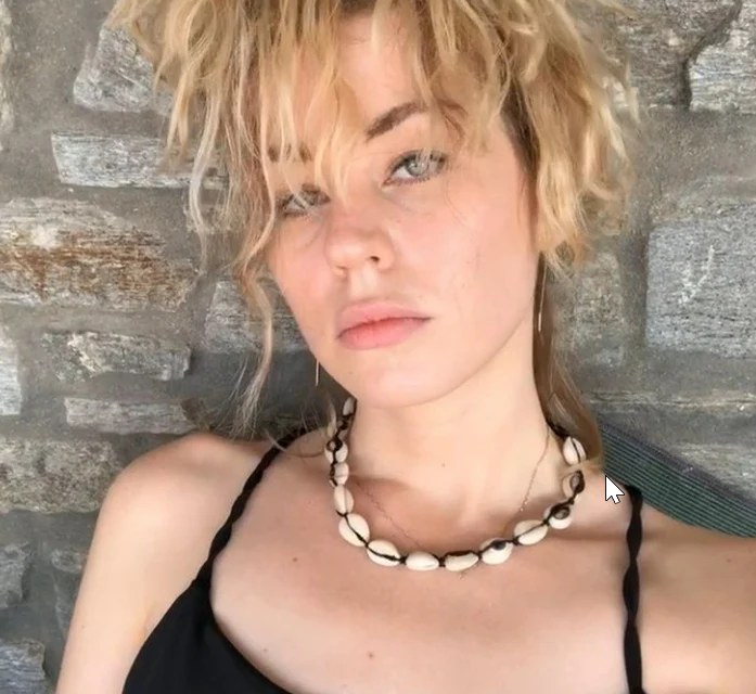 Anna Szczepańska https://www.instagram.com/anksana/