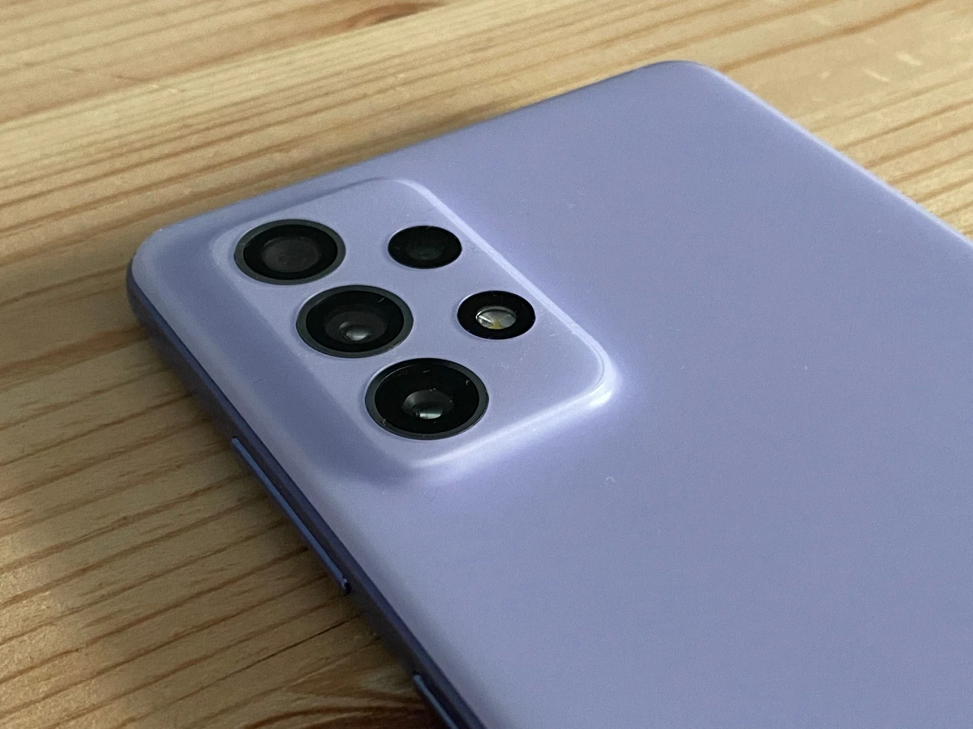 Samsung Galaxy A72 Samsung Galaxy A72