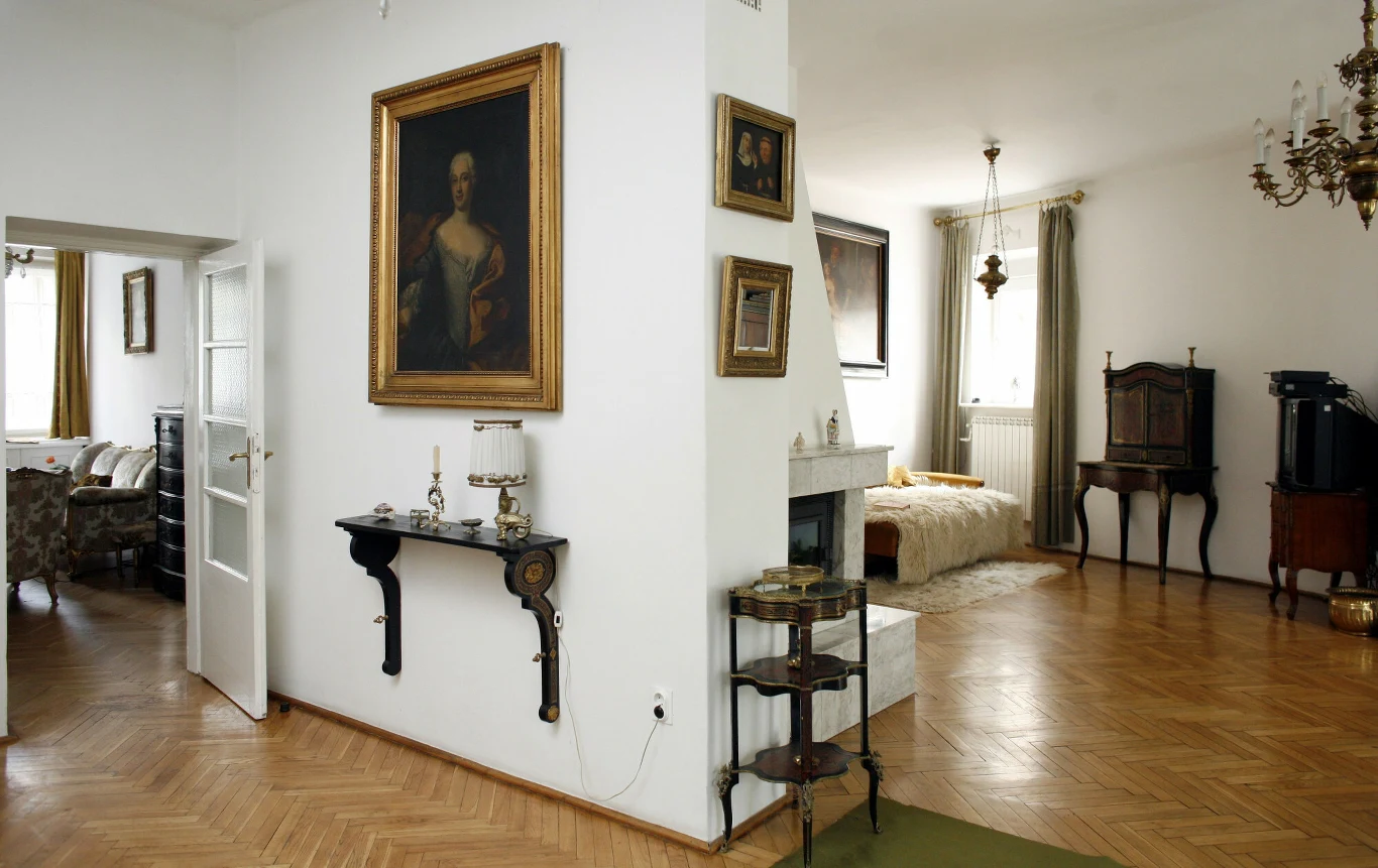 Dom Laury Łącz na Saskiej Kępie Dom Laury Łącz na Saskiej Kępie