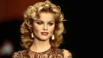 Eva Herzigova, pokaz Oscar de la Renta, 1993 rok