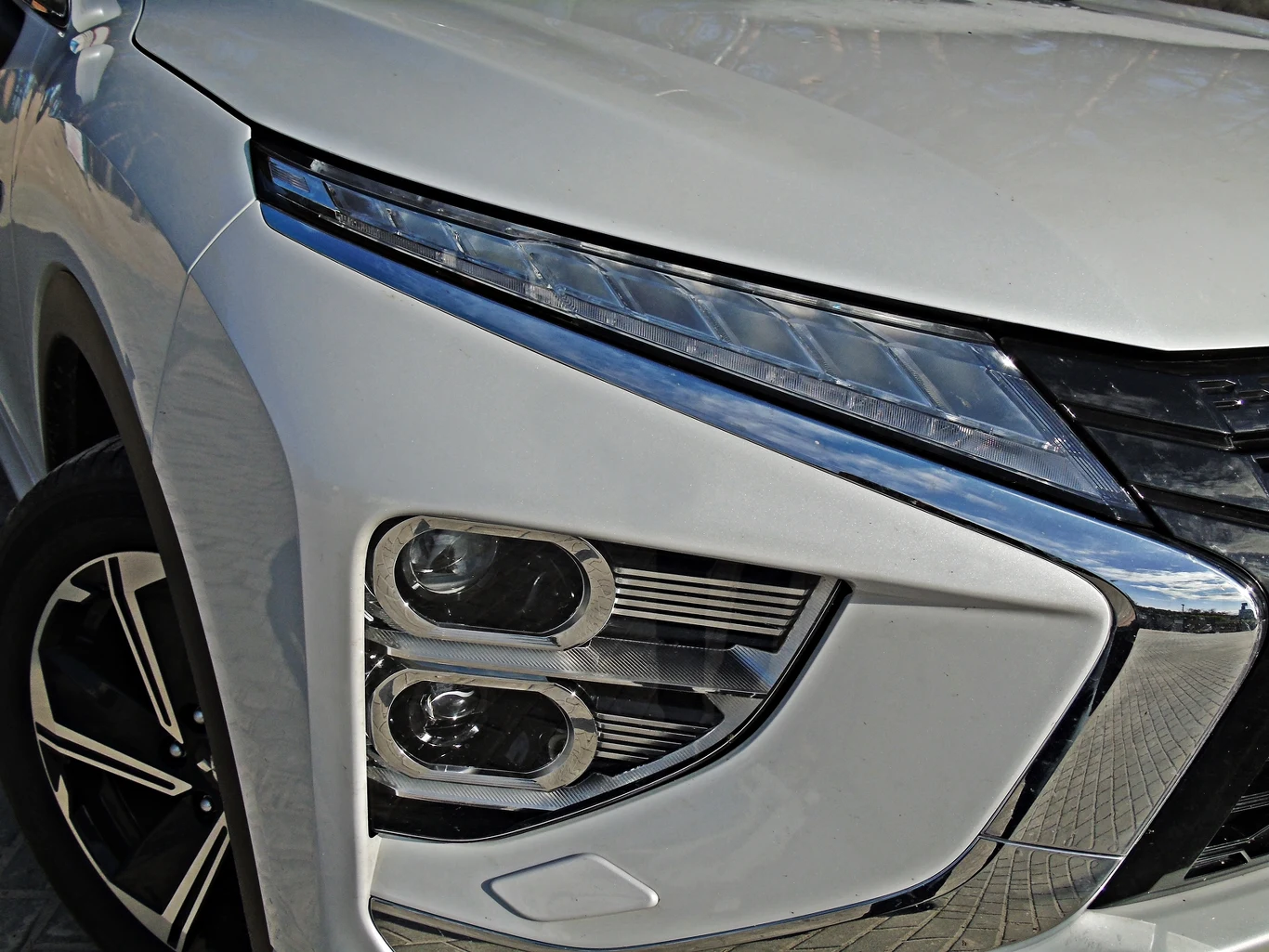 Mitsubishi Eclipse Cross PHEV Mitsubishi Eclipse Cross PHEV