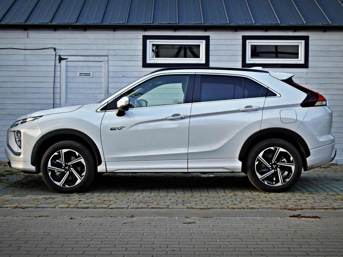 Mitsubishi Eclipse Cross PHEV Mitsubishi Eclipse Cross PHEV