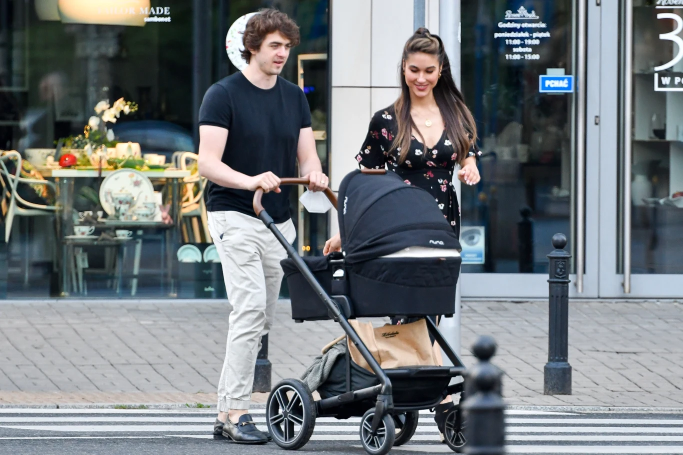 Ida Nowakowska z mężem i synkiem Ida Nowakowska z mężem i synkiem