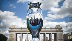 O to trofeum będą walczyć piłkarze na Euro 2020