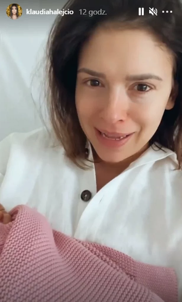 Klaudia Halejcio pokazała nagrania jeszcze ze szpitala, tuż po porodzie 