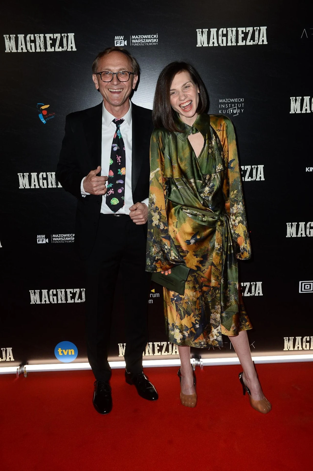 "Magnezję" wyróżniono czterokrotnie podczas 45. Festiwalu Polskich Filmów Fabularnych w Gdyni - film otrzymał Złotego Pazura w kategorii "Inne spojrzenie" oraz trzy nagrody indywidualne: za najlepszą charakteryzację, kostiumy oraz scenografię.