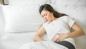 Przyczyną obfitych miesiączek mogą być choroby jajników czy macicy