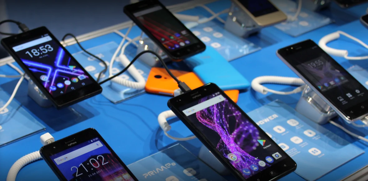 Telefony mPTech na poprzednich targach MWC Telefony mPTech na poprzednich targach MWC