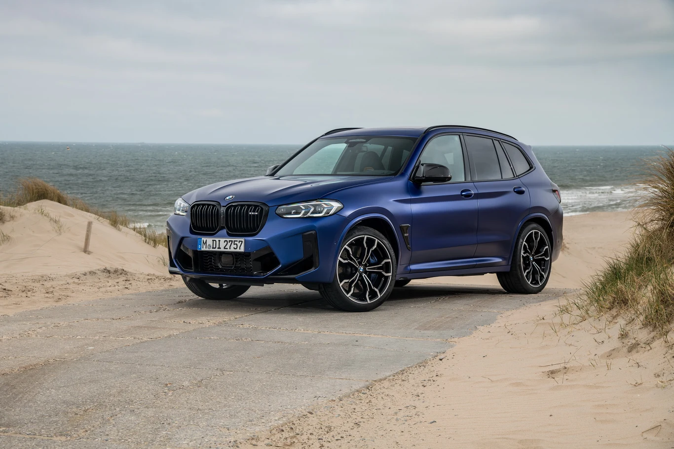 BMW X3 M i X4 M BMW X3 M i X4 M