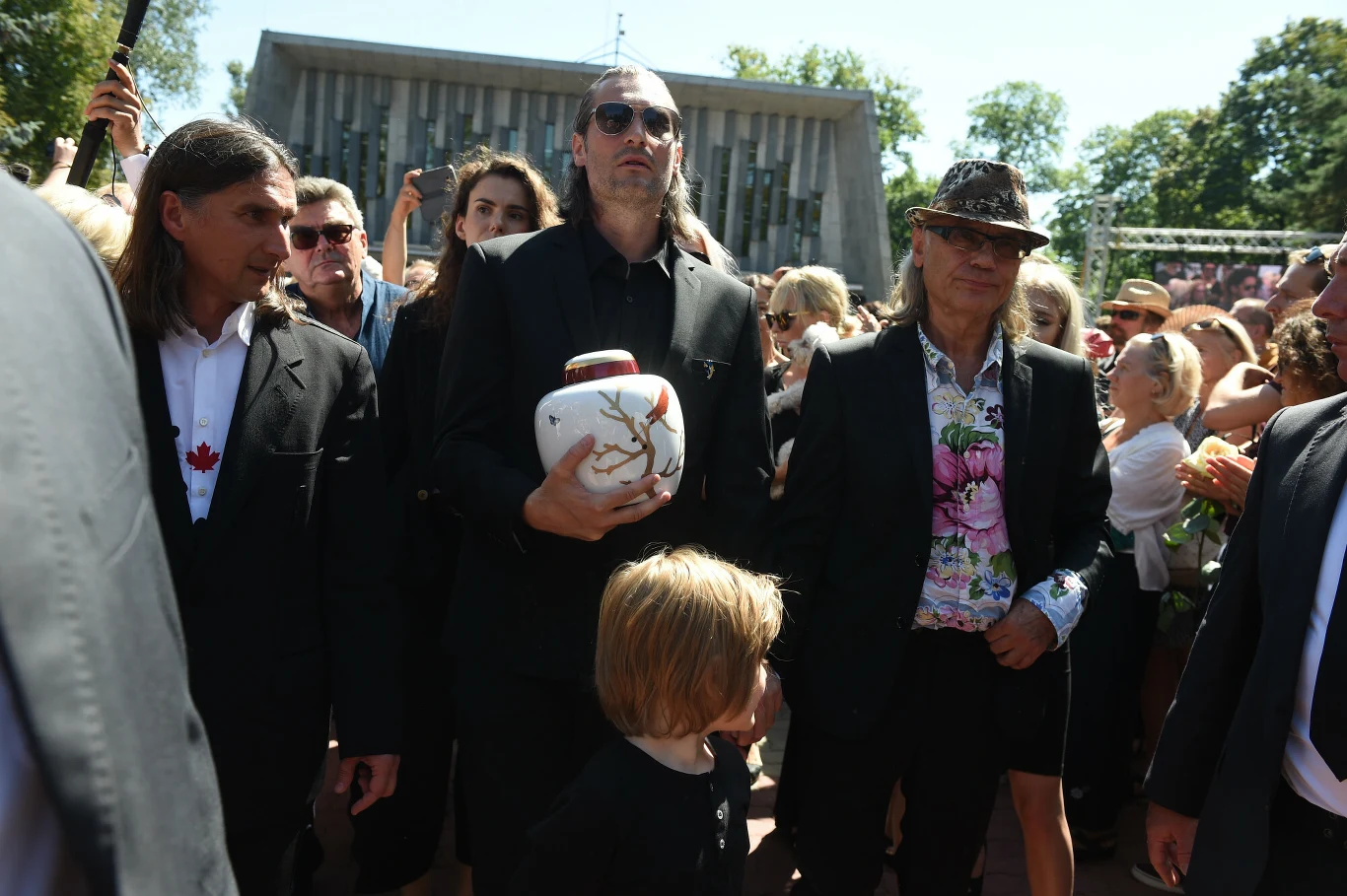 Kamil Sipowicz oraz synowie Kory: Szymon i Mateusz Kamil Sipowicz oraz synowie Kory: Szymon i Mateusz